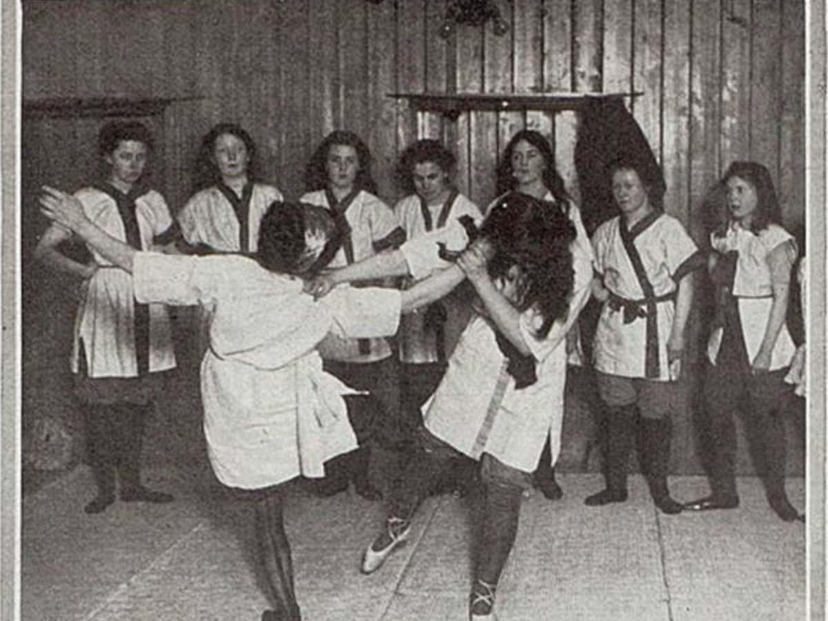 Suffragettes Learning Jiu-Jitsu