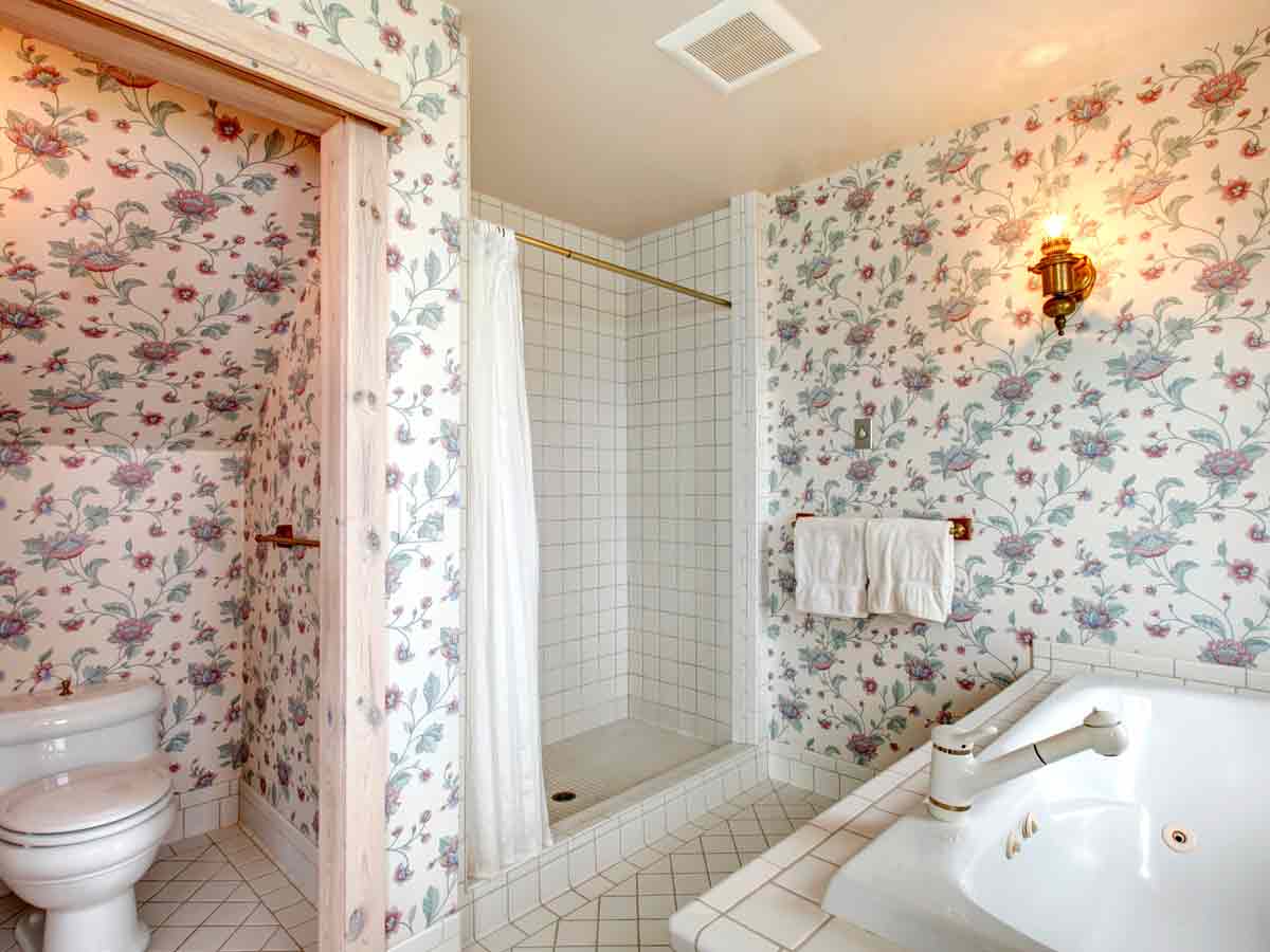 Floral Wallpaper