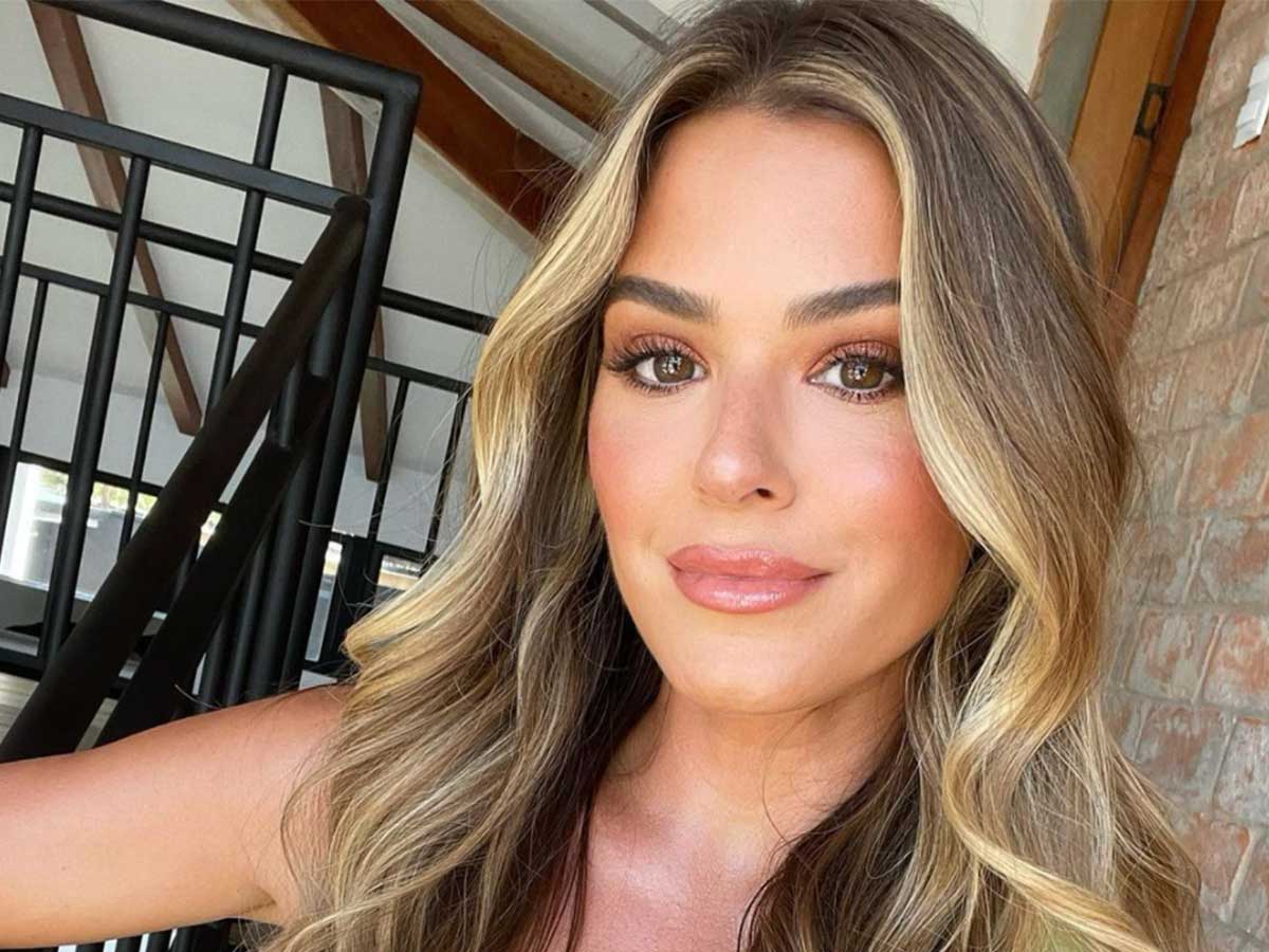 1. JoJo Fletcher