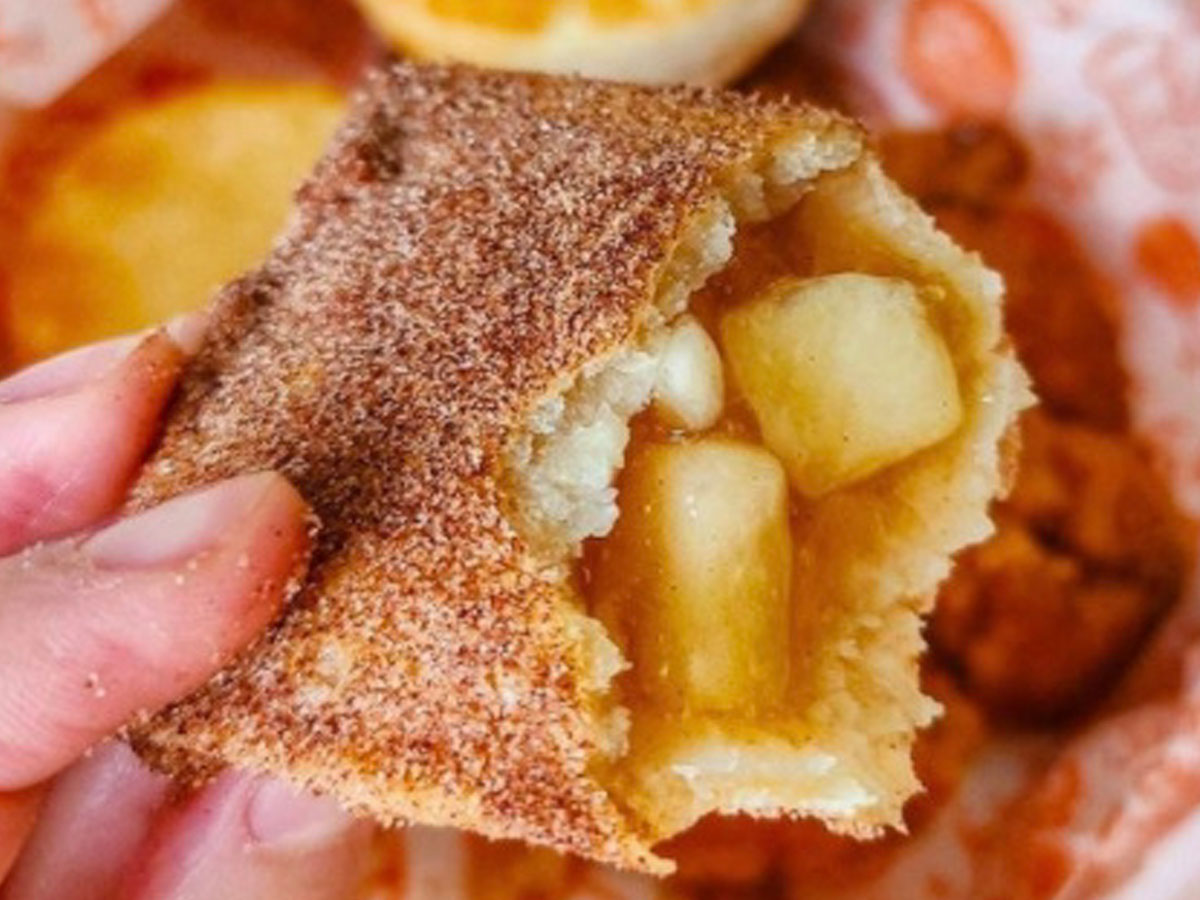 Popeye’s – Cinnamon Apple Pie