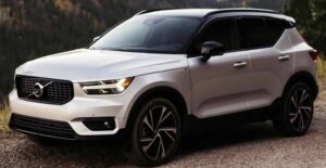 a white 2019 volvo xc40 with a black contrast roof