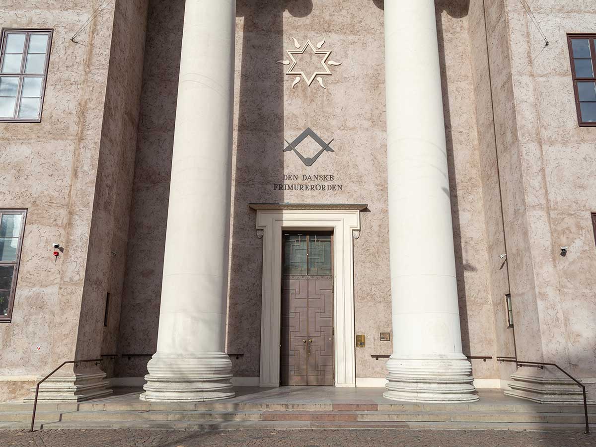Represent Yourself in Masonic Court