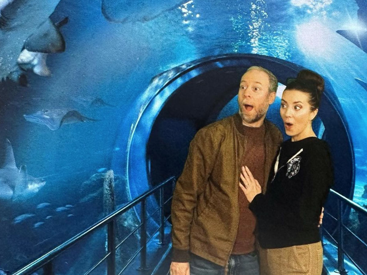 Kevin Sussman (Stuart Bloom)