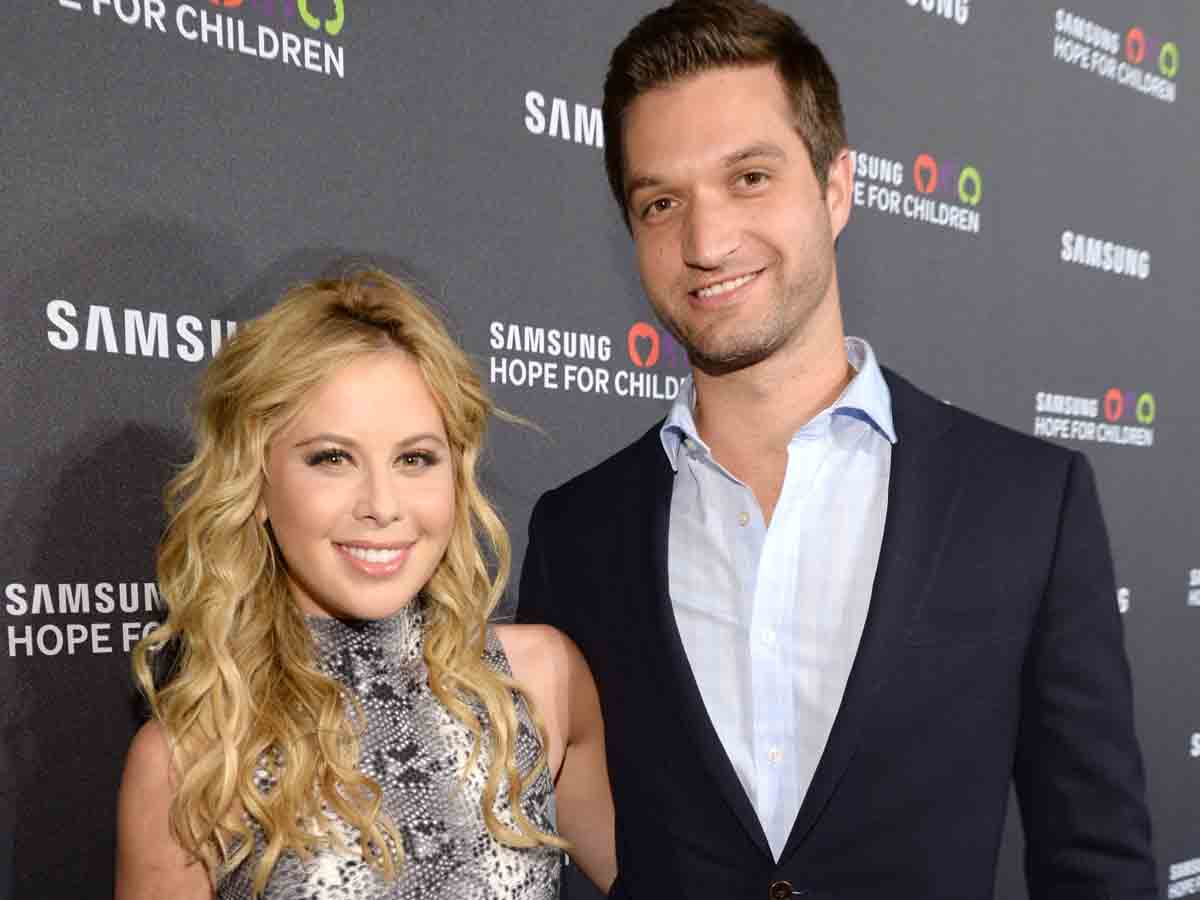 Tara Lipinski and Todd Kapostasy