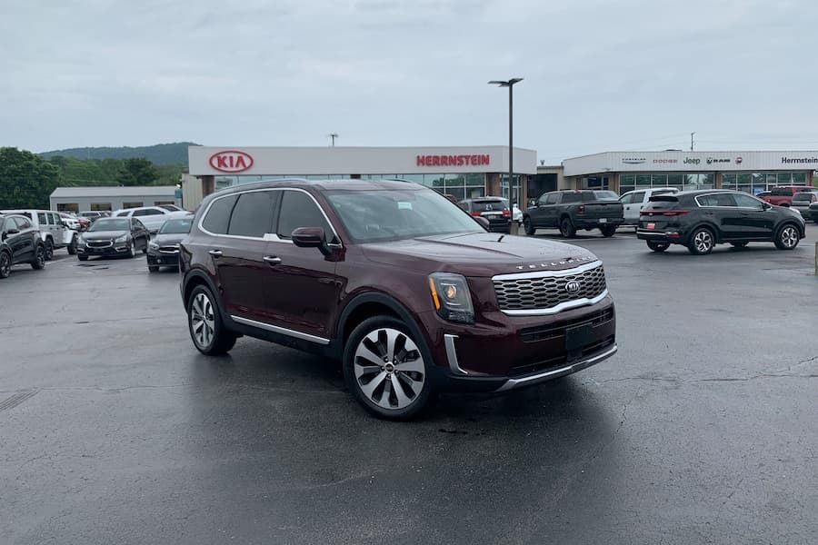 1. 2023 Kia Telluride