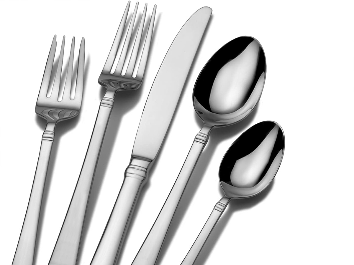 Dishes/Flatware