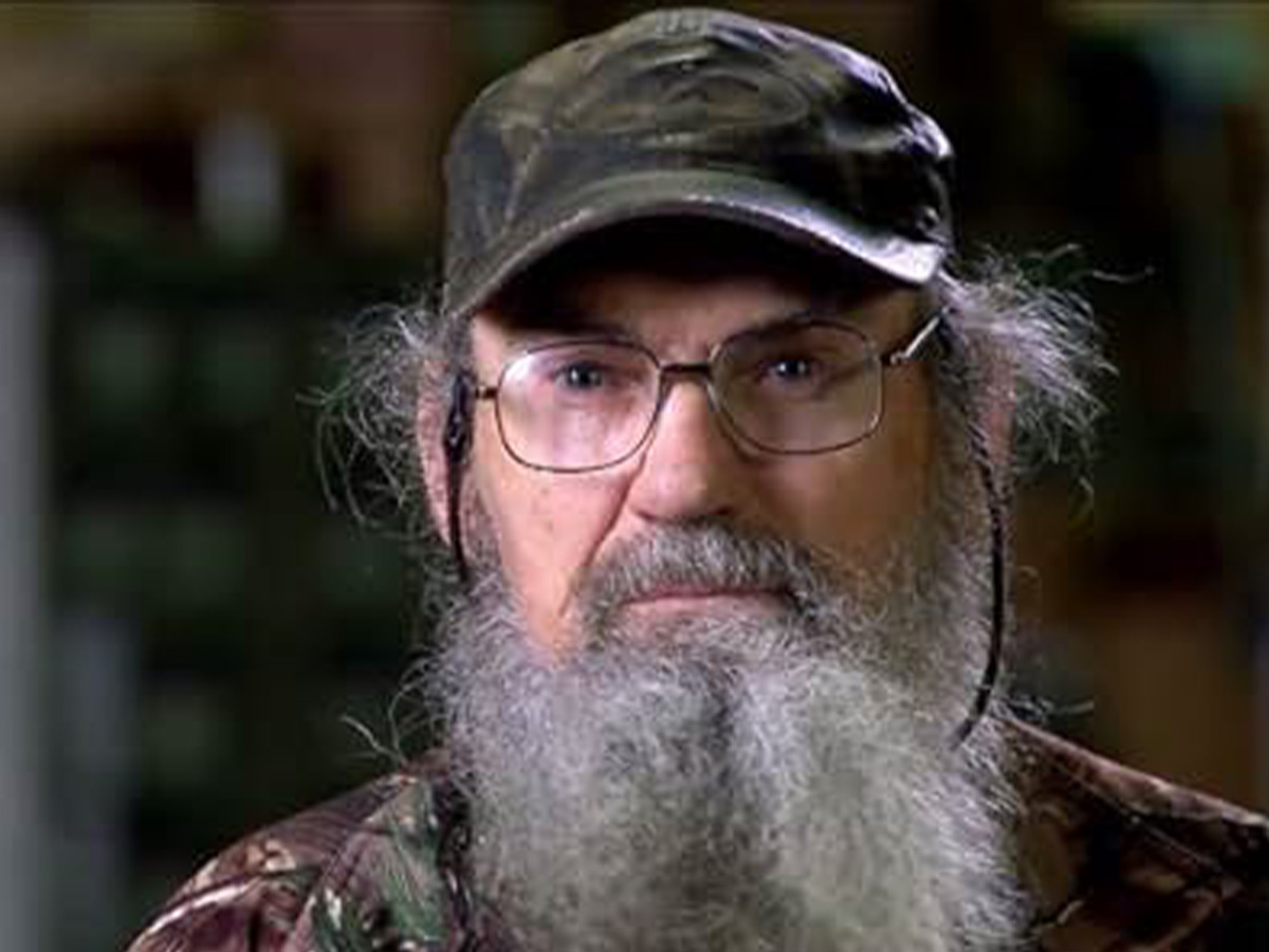 Uncle Si proposed 100 times.