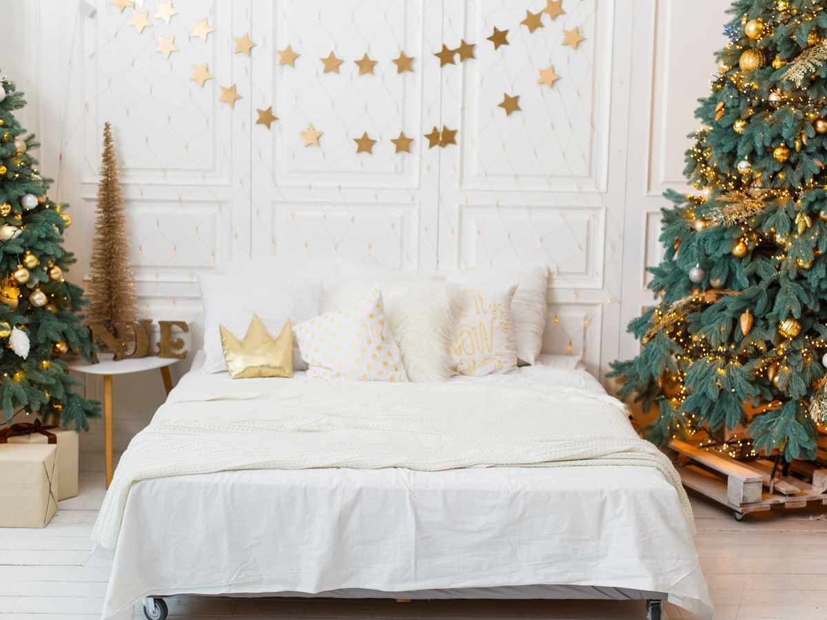 Holiday Hooplah (too much)