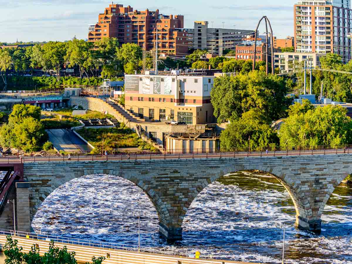 Minneapolis, MN
