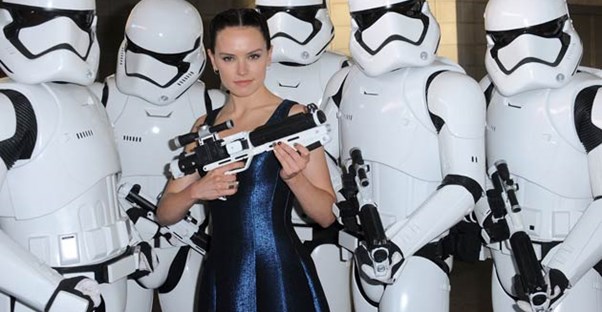 daisy ridley with storm troopers