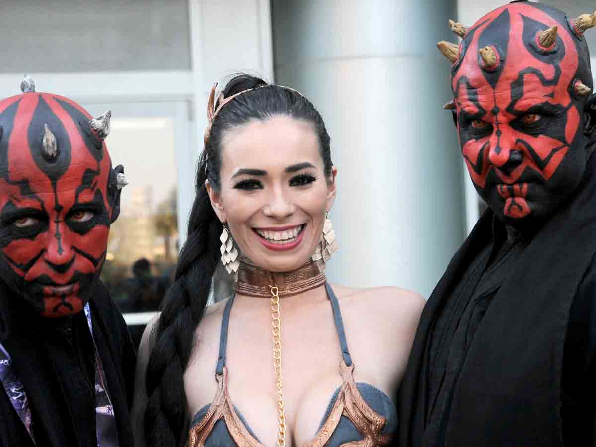 Leia Captured Again?!