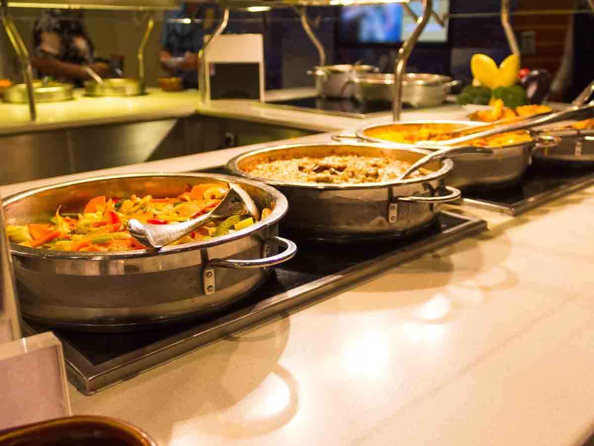 Reality: Cruise Buffets Are Usually Packed to the Gills