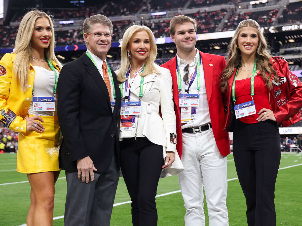 Hunt Family: $15.3B Net Worth