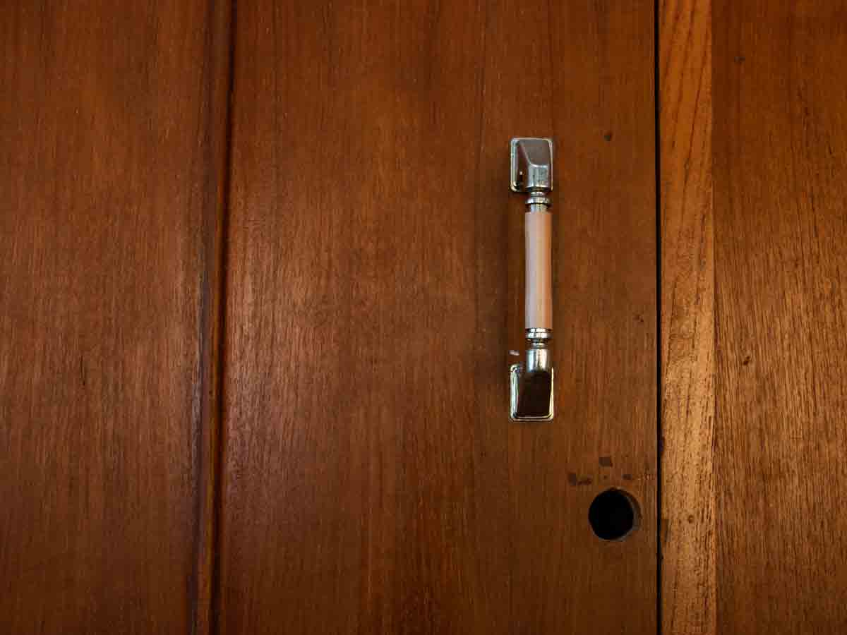 Loose Cabinet Doors
