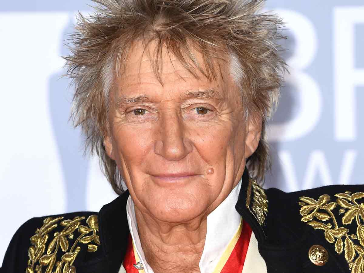 7. Rod Stewart – 8