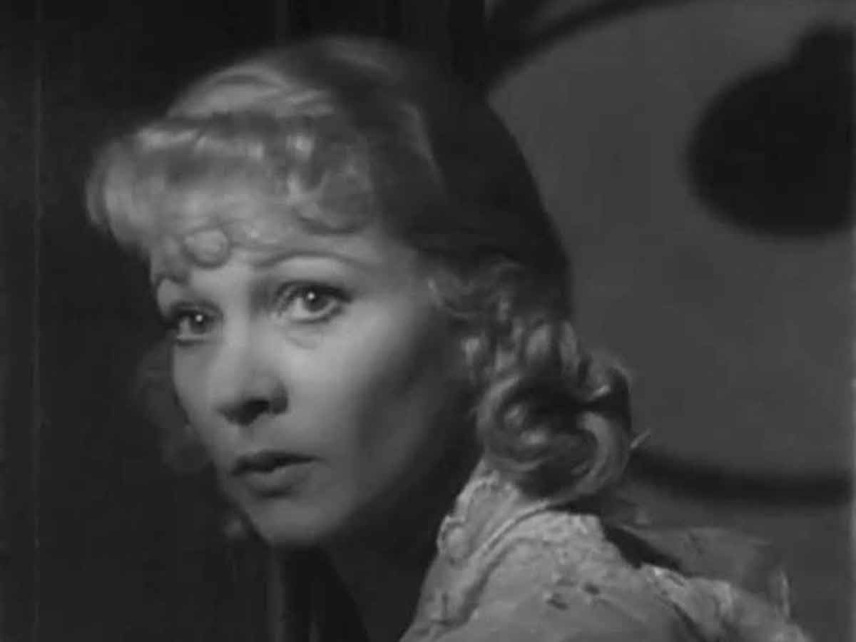 The ending to A Streetcar Named Desire was a lot different in the original script.