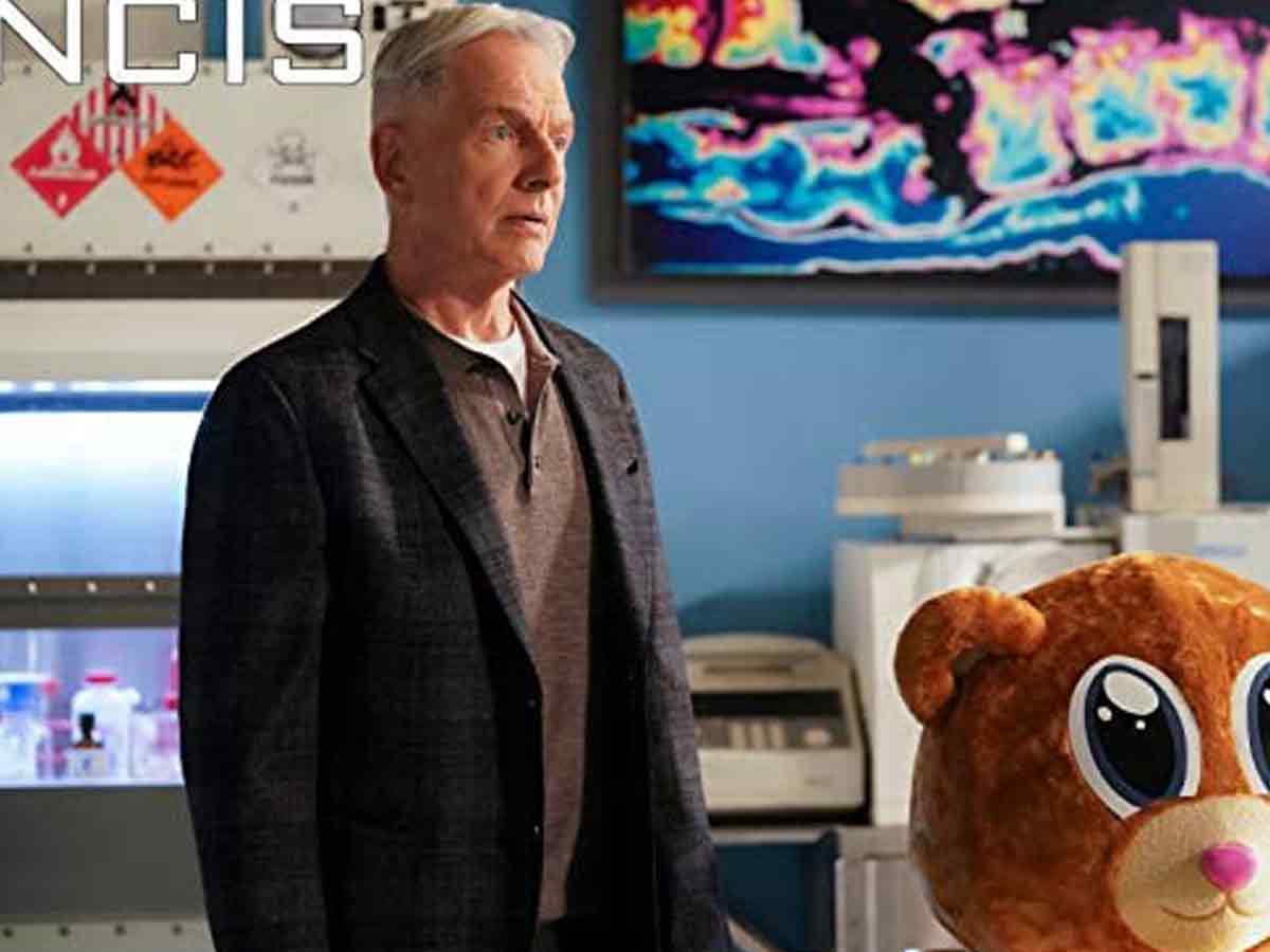 Mark Harmon’s first acting gig.