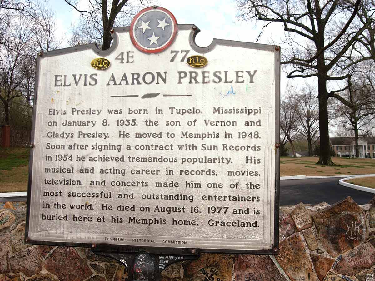 Elvis' Beginnings