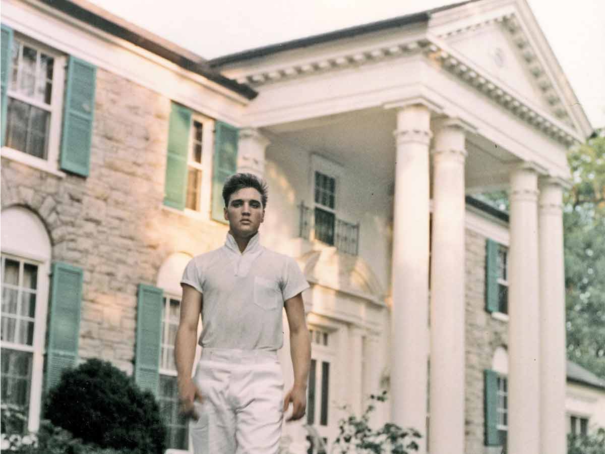 The King at Home