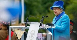 richest royals in the world