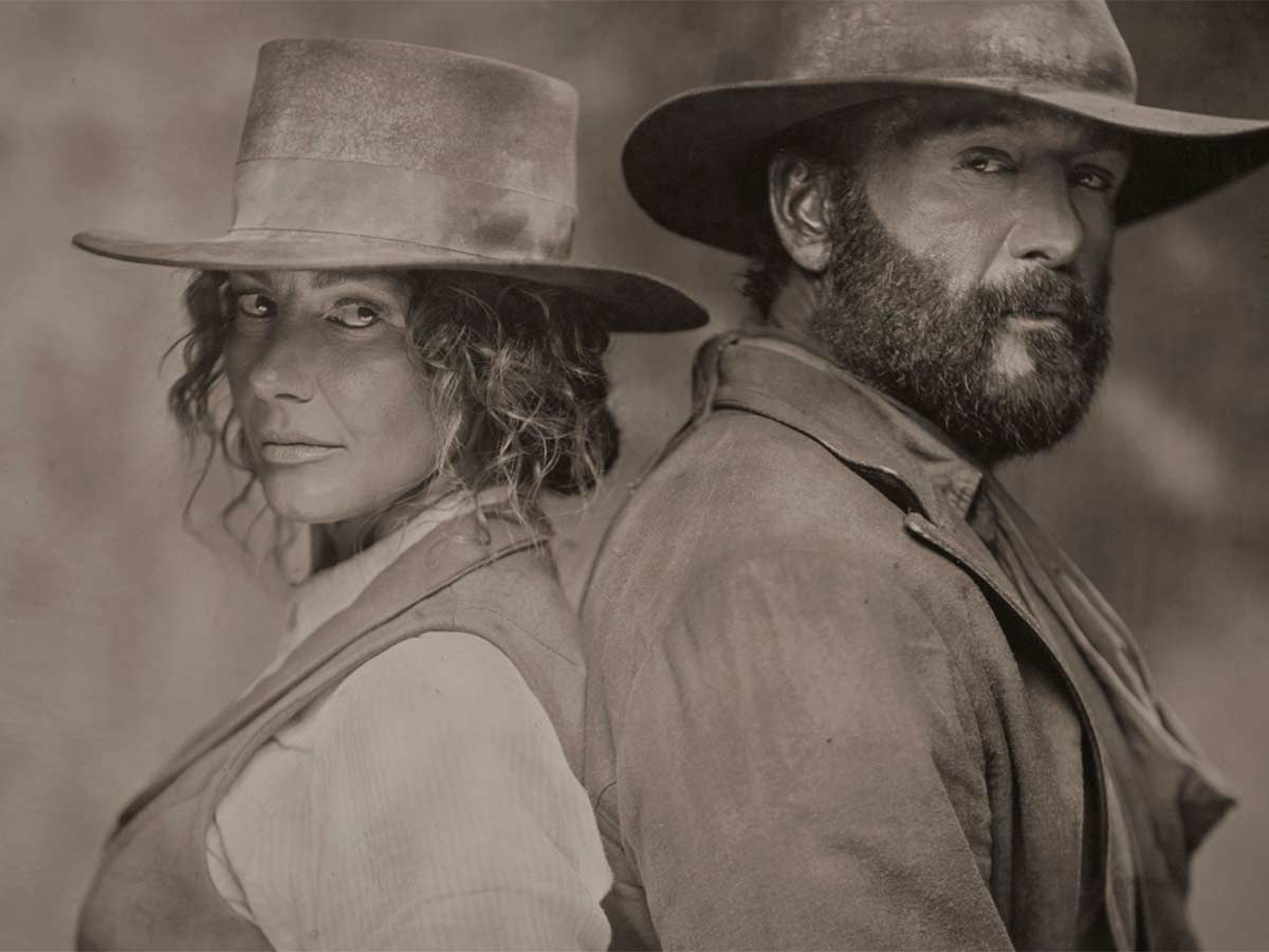 James and Margaret Dutton are married in real life.