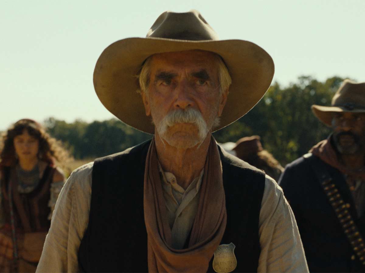 Sam Elliott hated the hat he had to wear on the show.