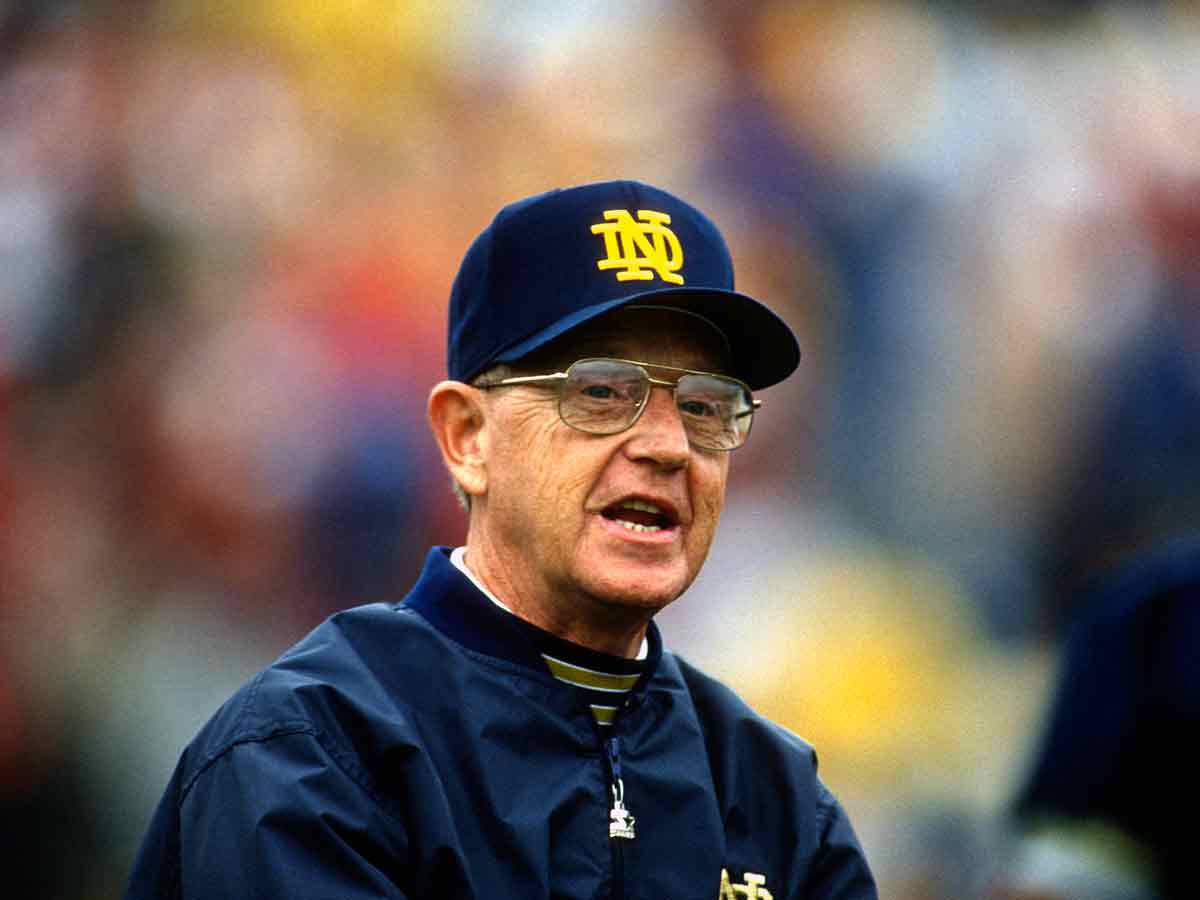 Lou Holtz