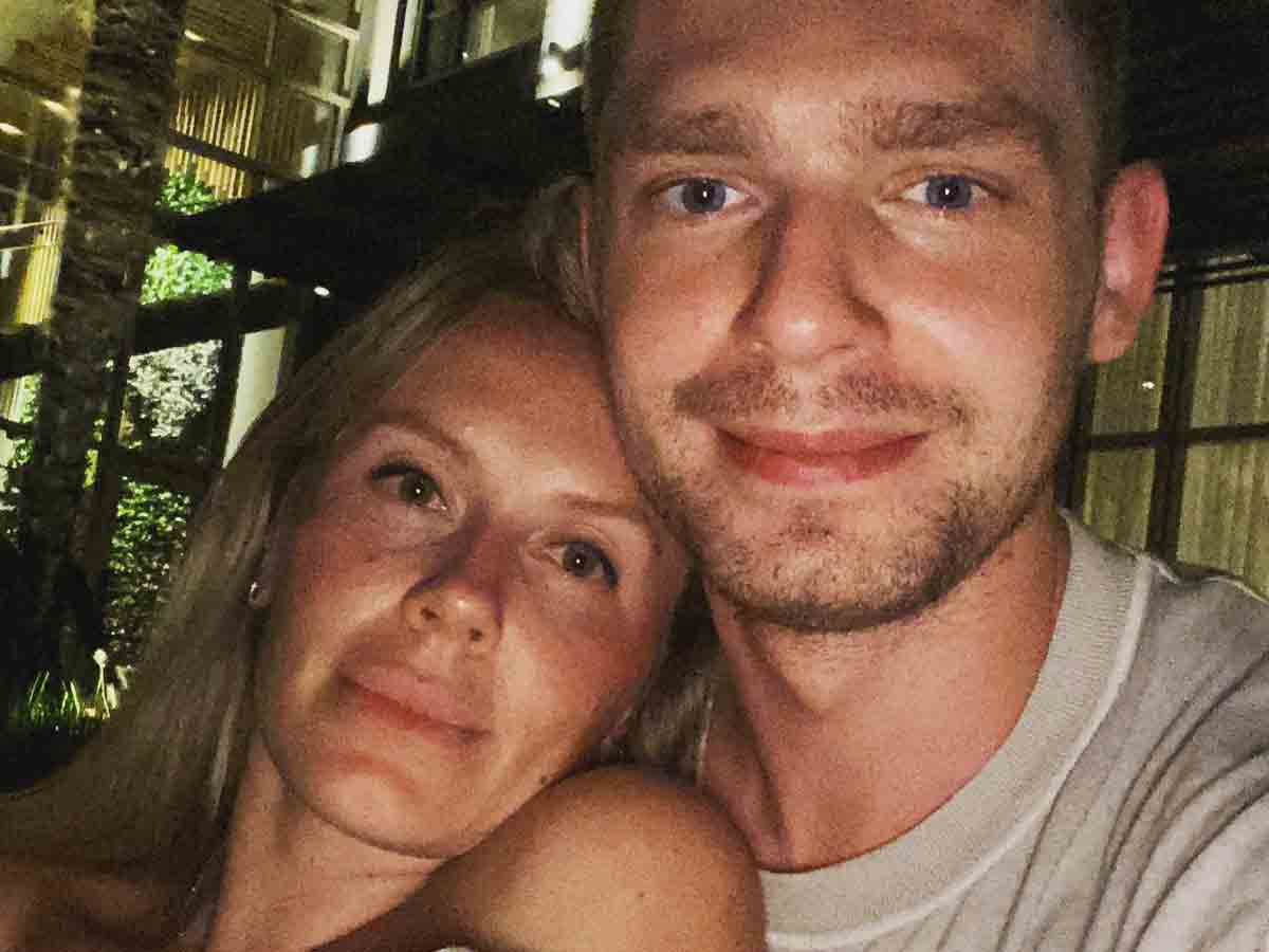 Evgeny Kuznetsov & Anastasia Zinov'eva