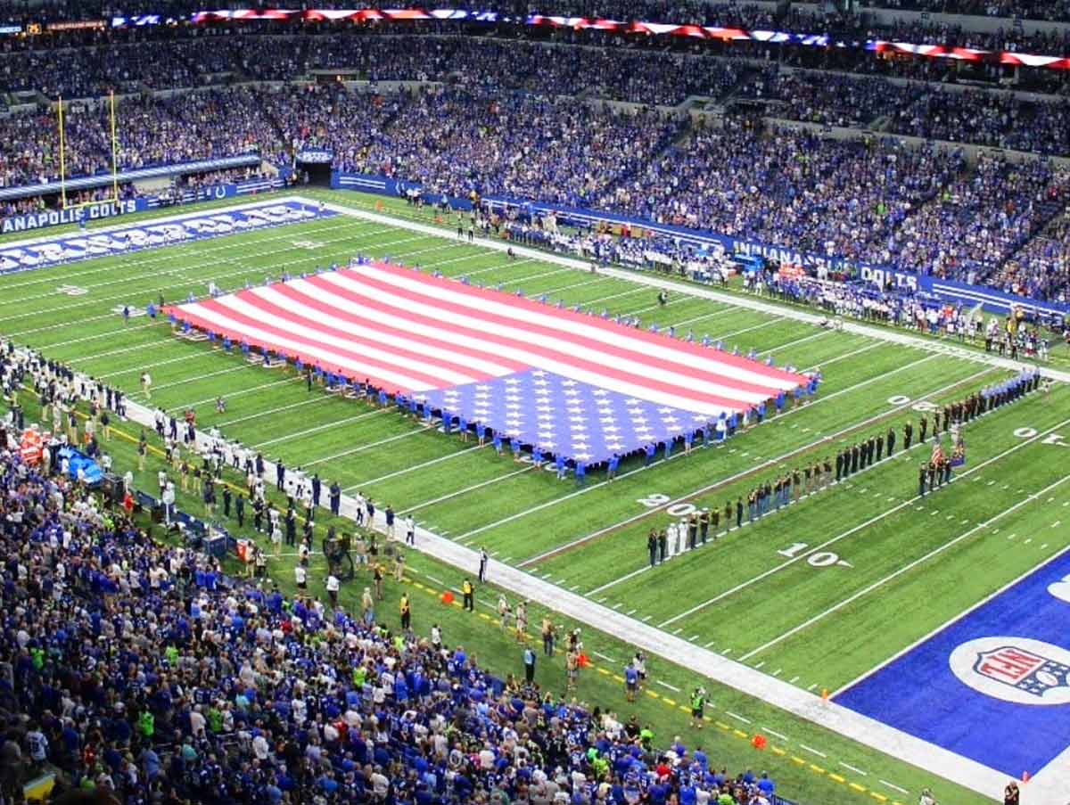 6. Lucas Oil Stadium
