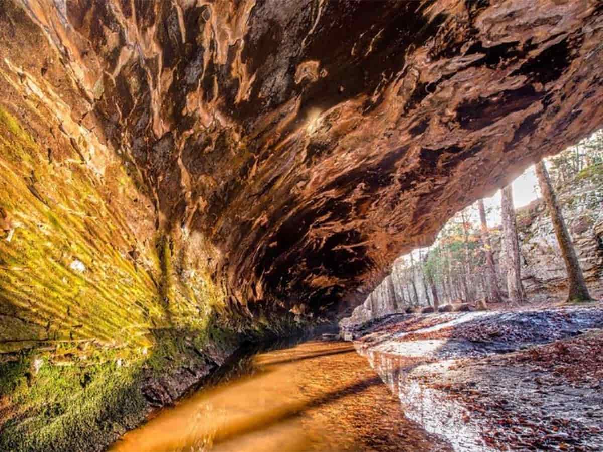 Conway, Arkansas - Petit Jean Day Trip