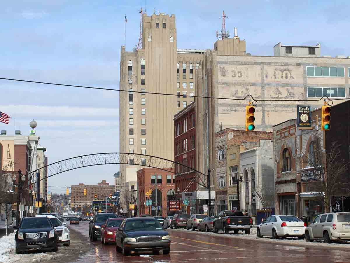 Leaving: Saginaw, Michigan -5.0%