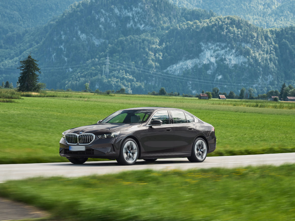 BMW 5 Series (Hybrid)