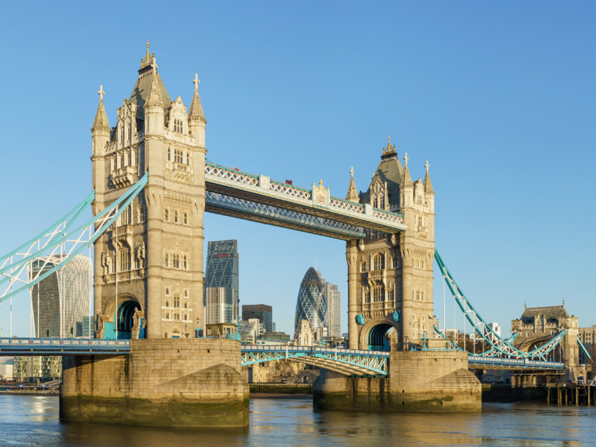 Top Royals Have Bridge-Based Codenames