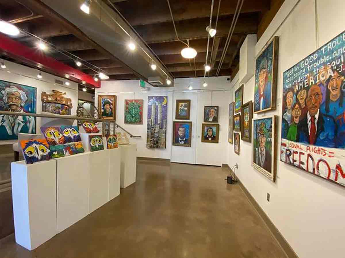 9. Patronize The Kentucky Art Center