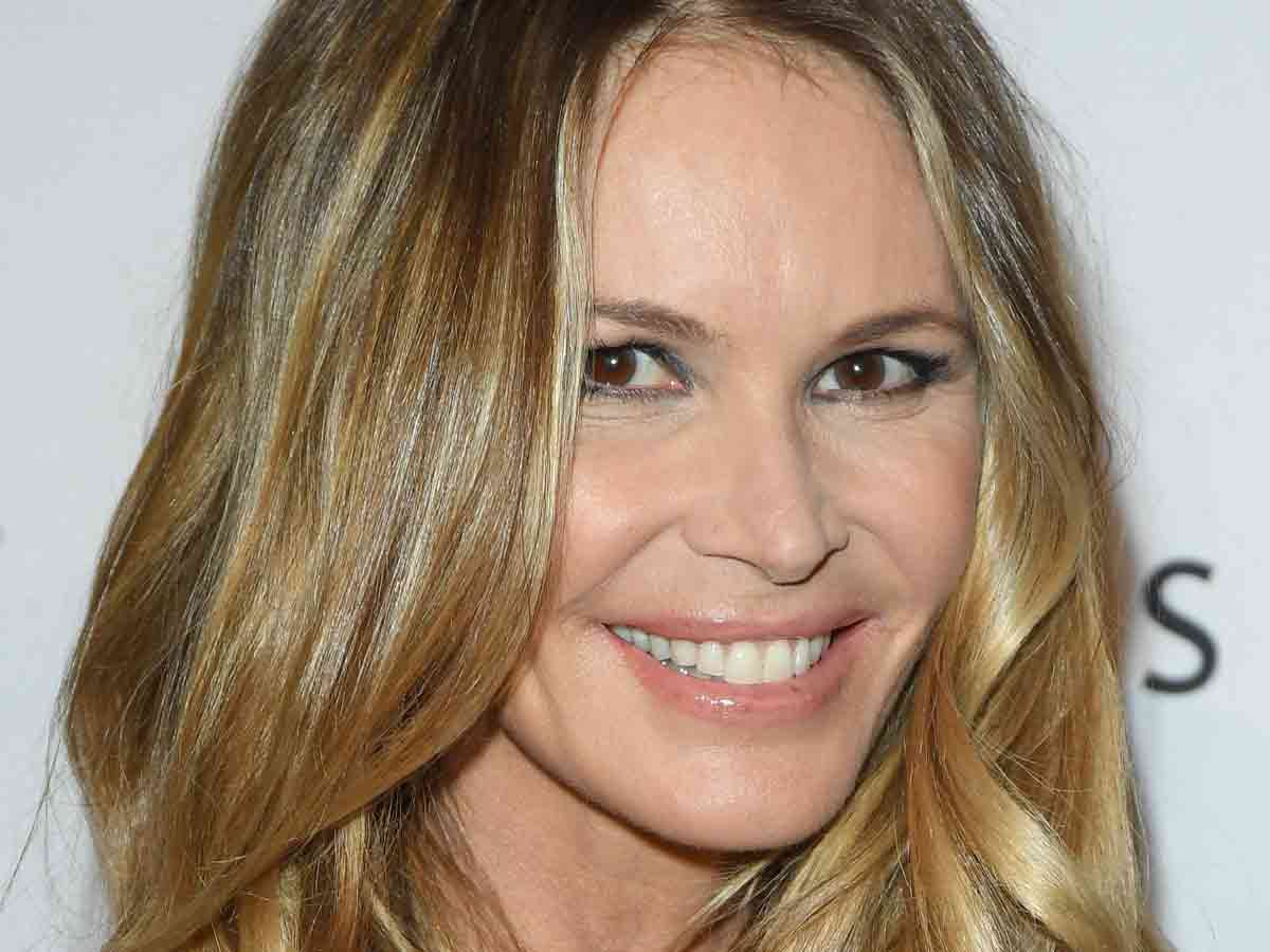 Elle Macpherson: Born on March 29, 1964