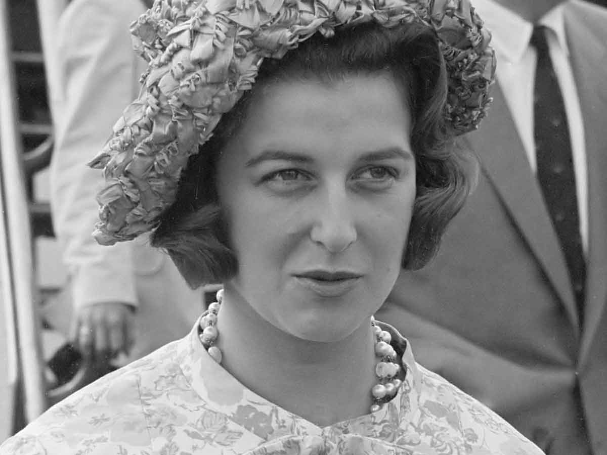 Princesa Alexandra, La Honorable Señora Ogilvy