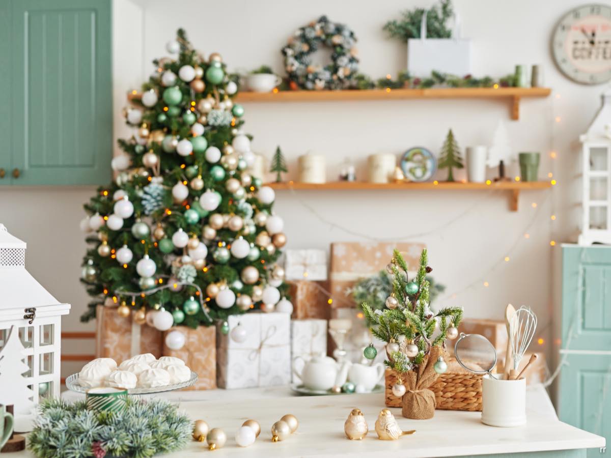 Take Pictures of Your Decorating Masterpieces