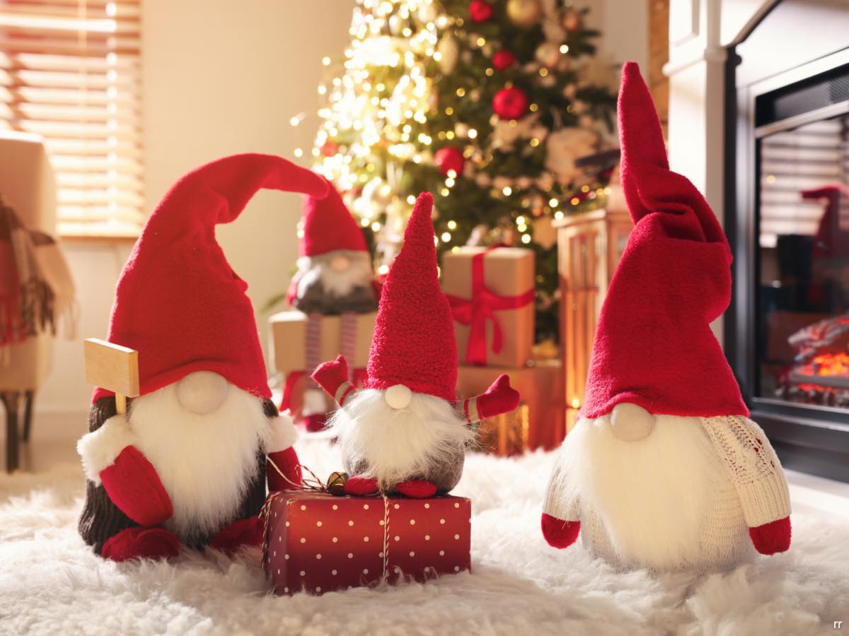 Gonks (Christmas Gnomes)