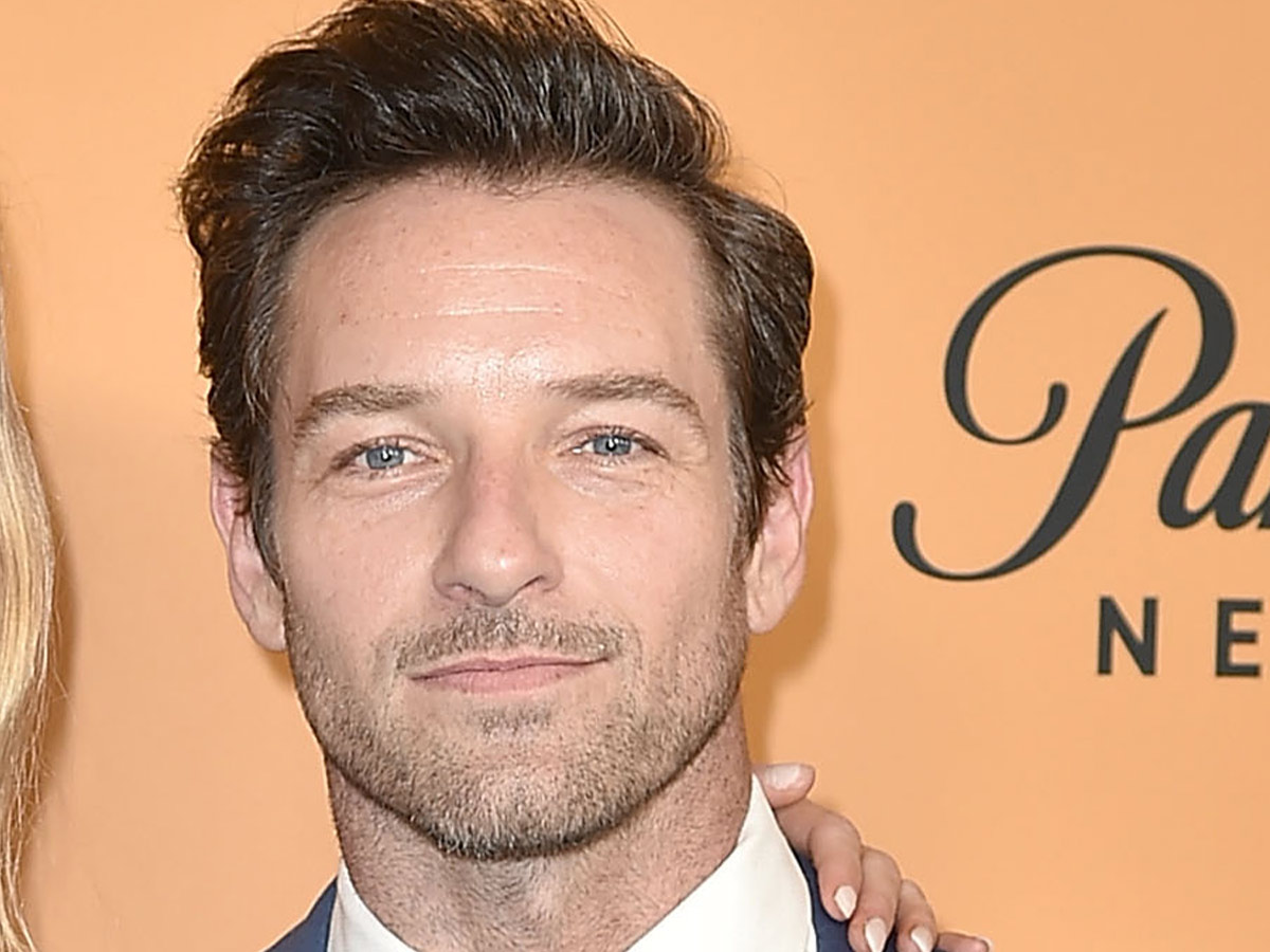 Ian Bohen, Holland Roden, Megan Irminger, and Adelaide Kane