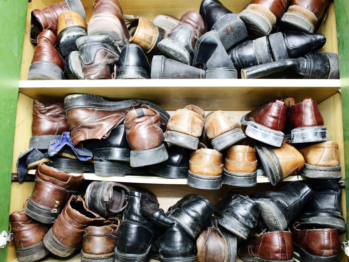Vieilles Chaussures Sales