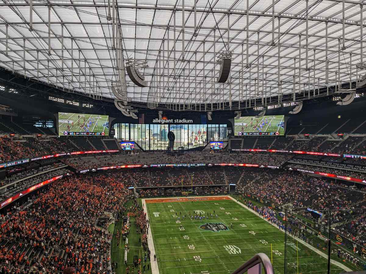 6. Allegiant Stadium (Las Vegas Raiders)
