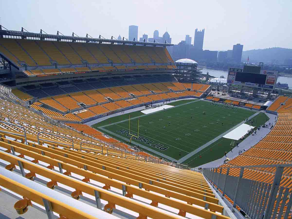 19. Acrisure Stadium (Pittsburgh Steelers)