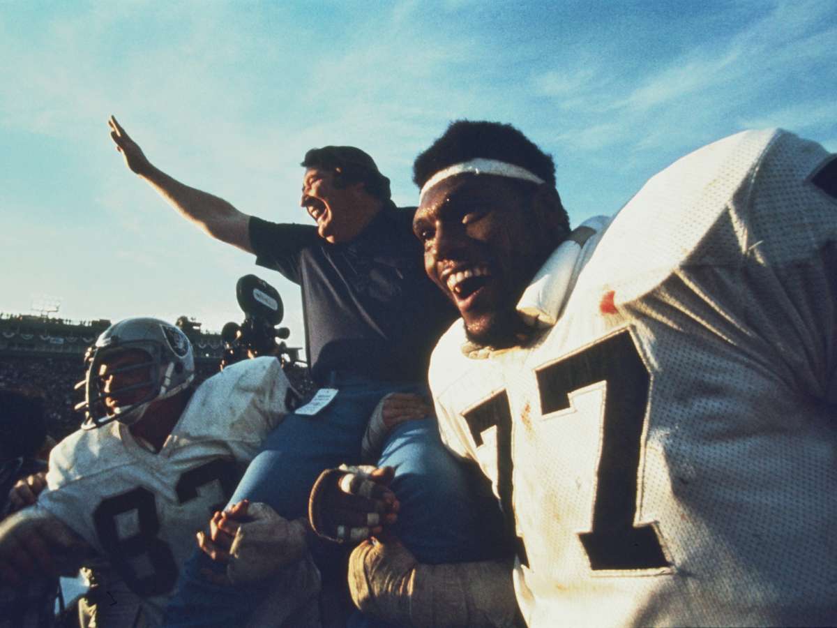 Super Bowl XI (1977): Oakland Raiders