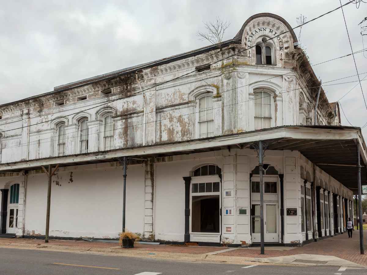 Louisiana (Struggling)