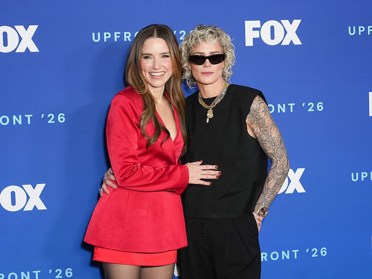 Ashlyn Harris and Sophia Bush