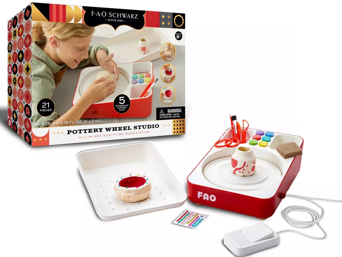 FAO Schwarz Pottery Wheel Studio