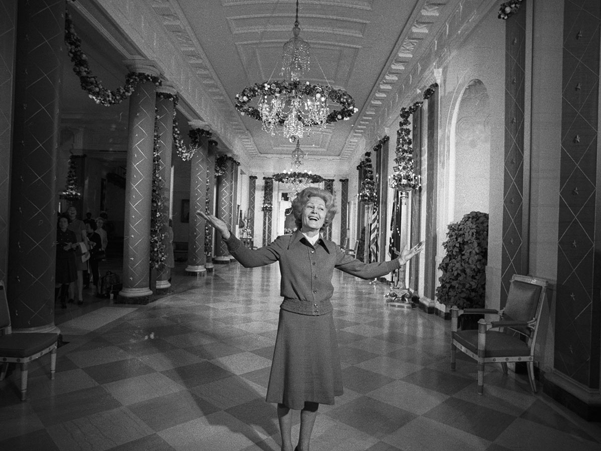 1972: First Lady Pat nixon
