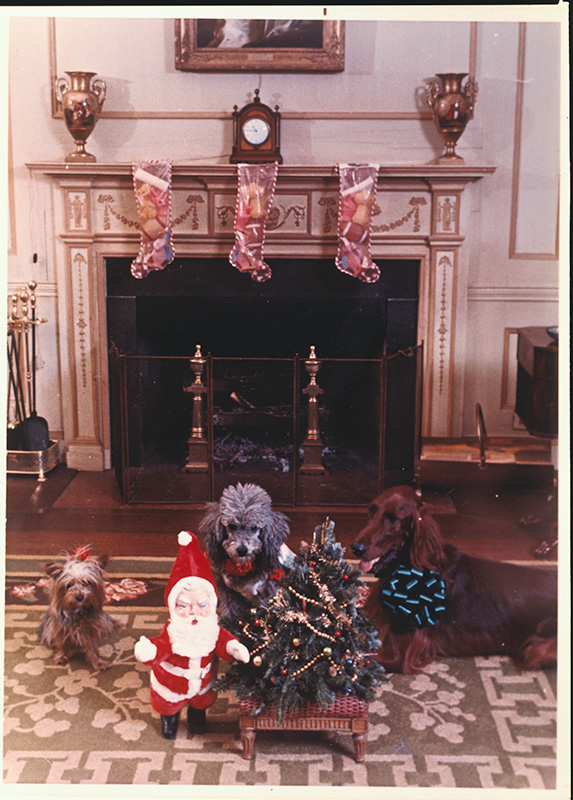 1969: First Lady Pat Nixon