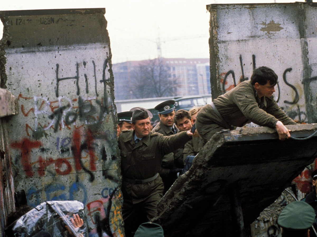 The Berlin Wall Falling Early