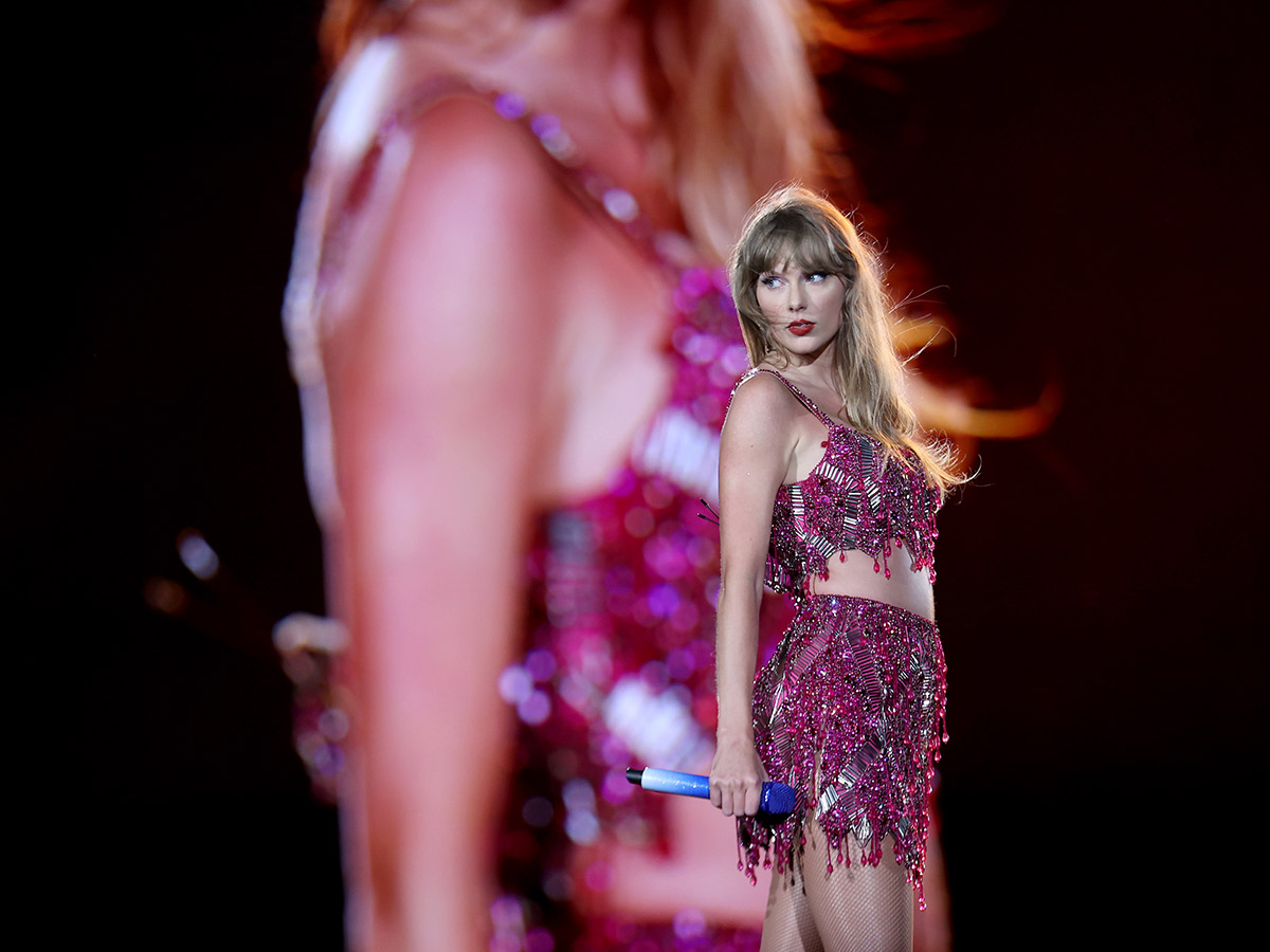 1989 Pink
